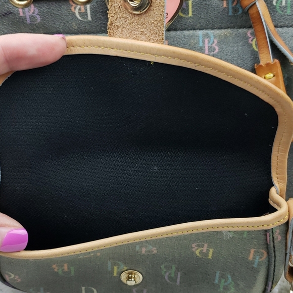 Dooney and Bourke purse only (not wristlet) - Picture 2 of 7